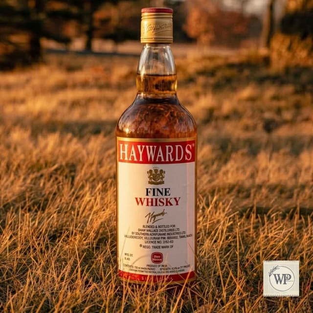 Haywards Fine Whisky (180ml)