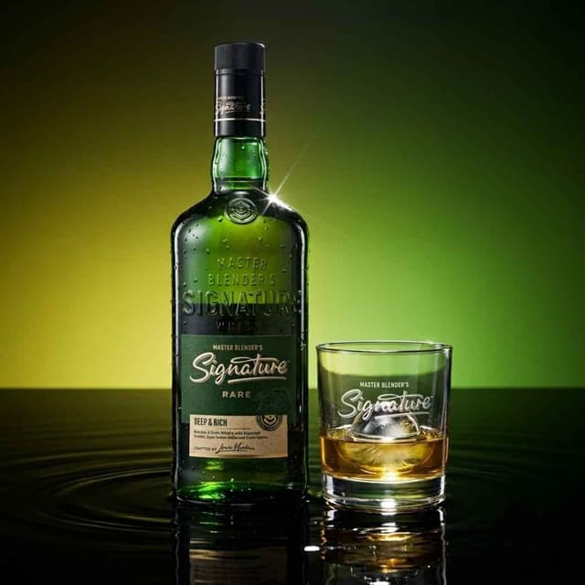 Signature Rare Aged Whisky (180ml)