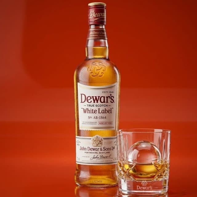 S.WHITE Whisky