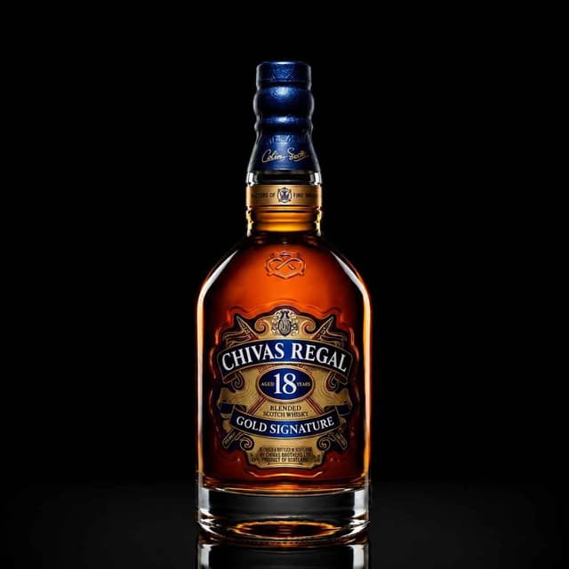 Chivas Regal 18 Years Old Gold Signature