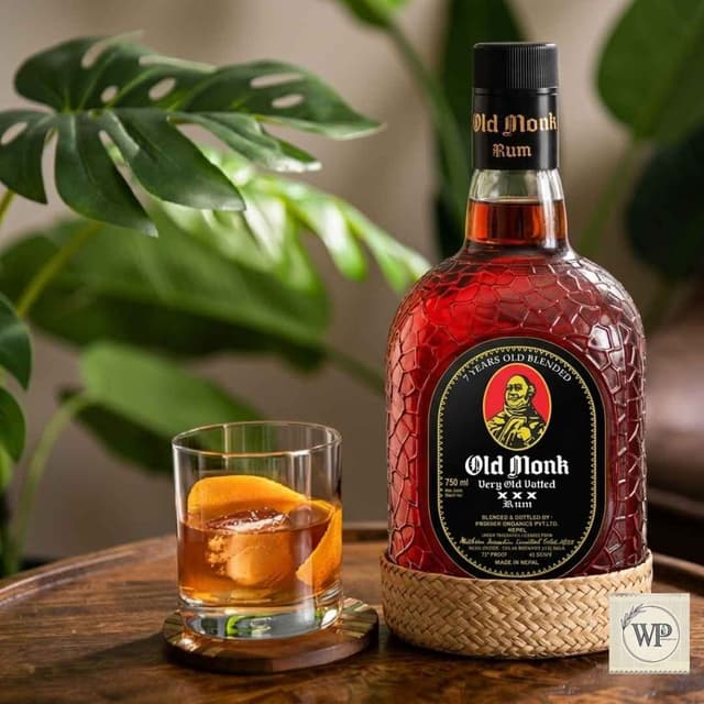 Old Monk Very Old Vatted Xxx Rum (180ml)
